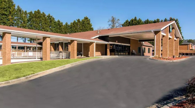 Alcovy Hotels